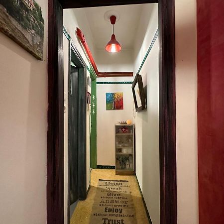City Center Little Happy Romantic House Athena Bagian luar foto