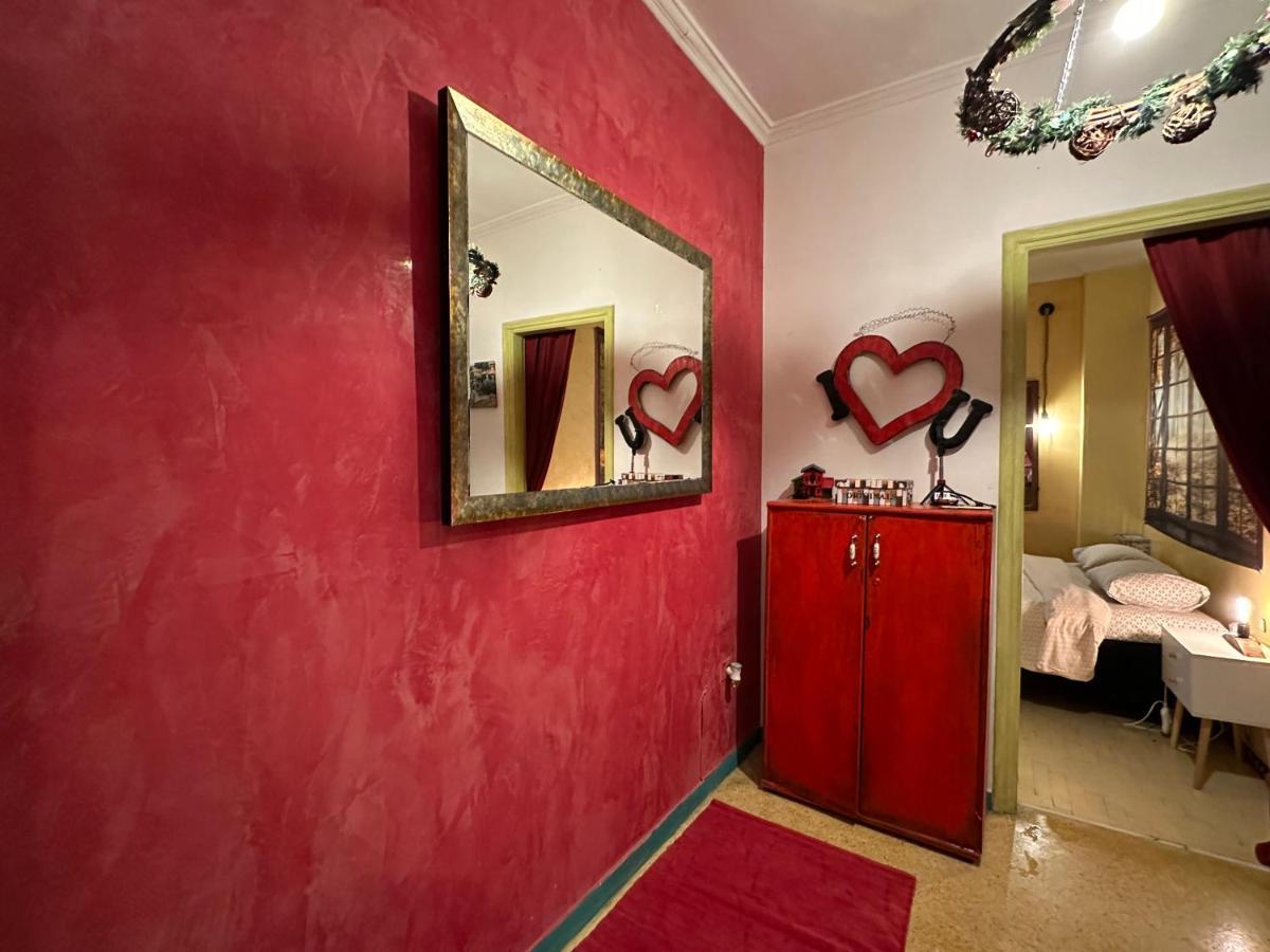 City Center Little Happy Romantic House Athena Bagian luar foto